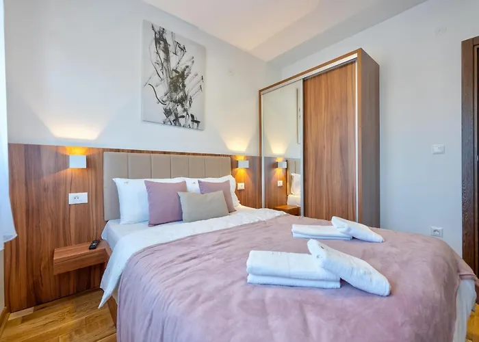 Titova Vila Zlatibor Mountain View Apartment